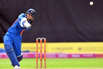 தரவரிசை பட்டியலில்  மூன்றாம் இடம் பிடித்தார் ஸ்மிருதி மந்தனா