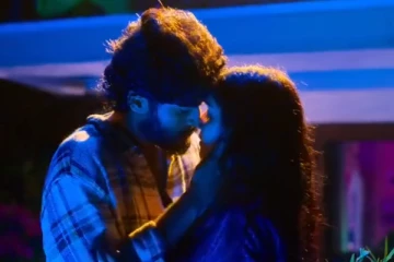 18 வயதில் லிப் லாக் காட்சியில் நடிக்க என்ன காரணம்.. உண்மையை கூறிய அனிகா