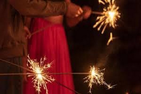 கனடாவில் தீபாவளியை கொண்டாடுவதில் இப்படியொரு சிக்கலா? | Ontarians Celebrating Diwali Raise Concerns