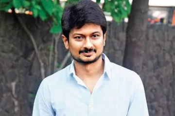 நடிகர் உதயநிதி ஸ்டாலின் மகனா இவர், இவ்வளவு பெரியவராக வளர்ந்துவிட்டாரே?- லேட்டஸ்ட் க்ளிக்