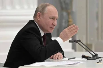 உக்ரைன் கிழக்கு மாகாணத்தை சுதந்திர நாடக அங்கீகரித்தார் ரஷ்யா அதிபர்