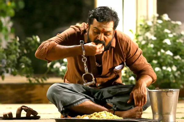 கைதி படத்திலிருந்து இதுவரை நாம் பார்த்திராத ஒரு புகைப்படம்.. இதோ நீங்களே பாருங்க | Kaithi Movie Unseen Click Of Karthi And Naren