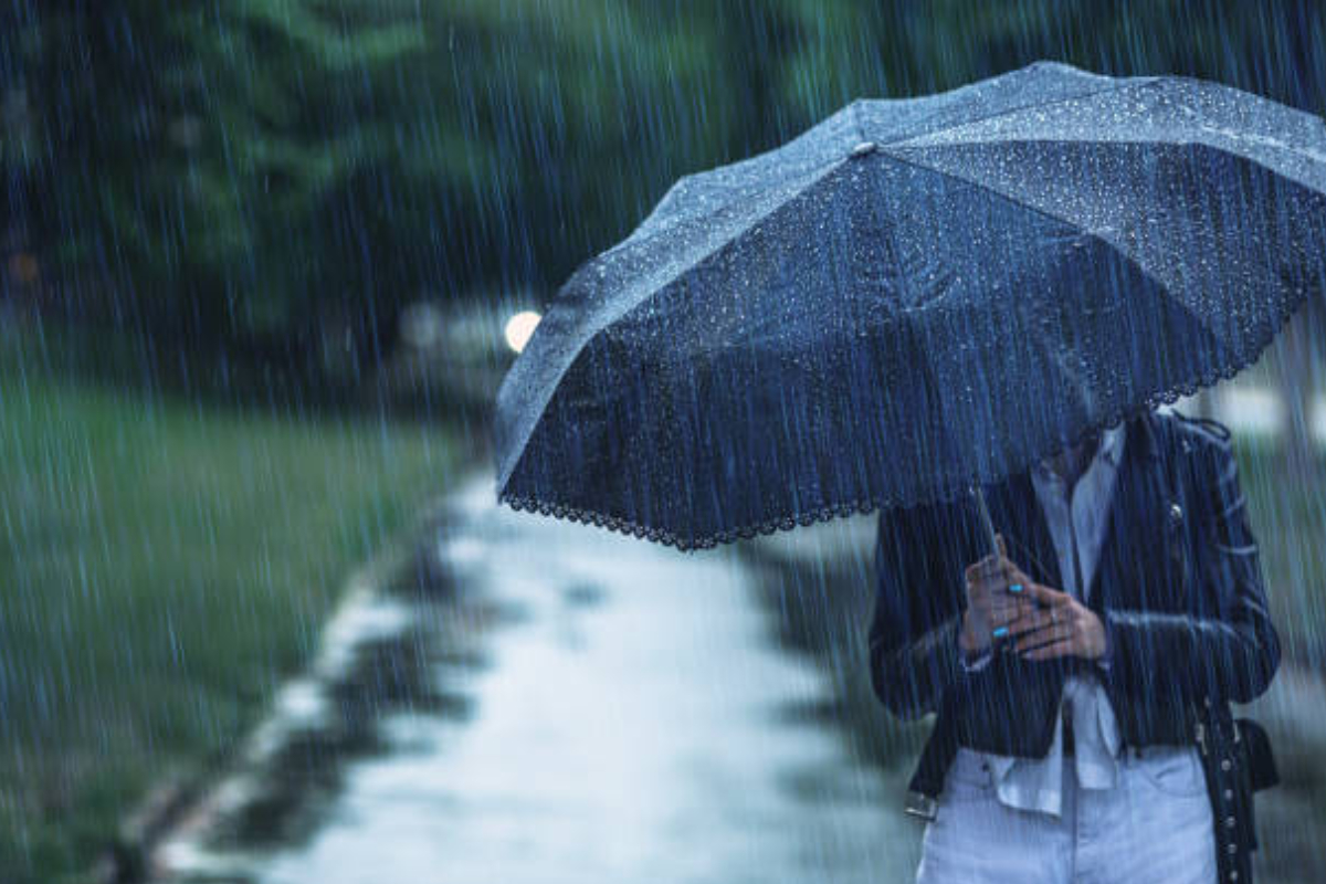 அதிகரிக்கும் மழை - சில பகுதிகளுக்கு வெள்ள அபாய எச்சரிக்கை | Heavy Rainfall Of More Than 200 Mm May Be Recorded