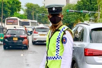 கொழும்புக்குள் நுழையும் வாகனங்களுக்கு 24 மணி நேரம் மட்டும் செல்லுபடியாகும் சிறப்பு ஸ்டிக்கர் அறிமுகம்