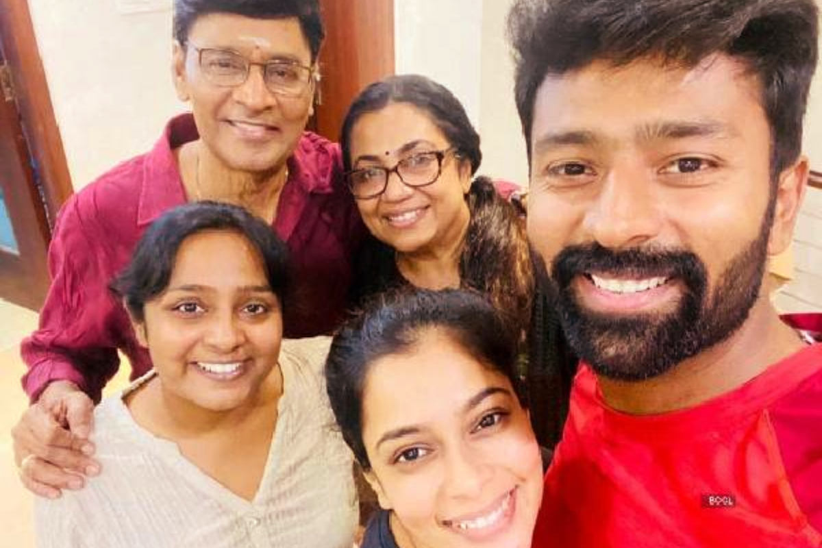 இவ்வளவு வலியையும் தாங்கினாரா பாக்கியராஜ்? பாவம் மனுஷன்.. பிலபலம் கூறிய உண்மை | Vithagan Interview About Bharathiraja Mental Worry
