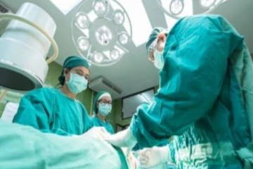 தகராறில் பெண்ணின் கையை துண்டாக்கிய உறவினர்! இலங்கையில் வைத்தியர்கள் சாதனை