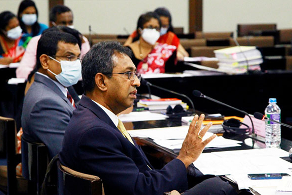 கடும் நிபந்தனைகளுடன் நிறைவேறியது கசினோ வர்த்தக ஒழுங்குபடுத்தல் சட்டம்! | Casino Law Condition Sri Lanka Parliament Harsha