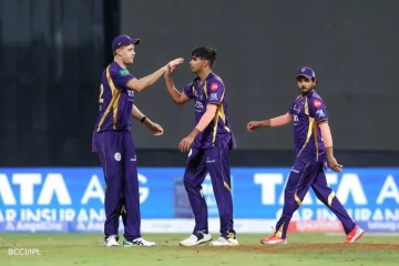 ரூ.25 கோடிக்கு வாங்கப்பட்ட வீரர் பந்துவீசாதது துரதிர்ஷ்டவசமானது - பயிற்சியாளர்