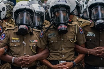 இலங்கையில் பொலிஸ் அதிகாரியின் மனைவி கைது! புதையல் வேட்டை தொடர்பான சர்ச்சை