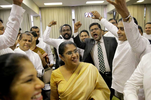 தலதாவின் தாக்குதலால் சஜித் கட்சிக்குள் புயல்! | Thalatha Athukorala Caused Storm In Sajith S Party