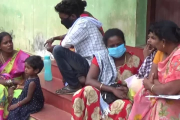 இறந்த கருவை சுமந்த பெண்... தவறுதலாக போடப்பட்ட கொரோனா தடுப்பூசி