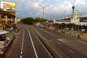 கட்டுப்பாடுகளுடன் நாளை திறக்கப்படும் இலங்கை