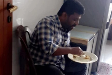 தனது எளிமையால் இலங்கை மக்கள் மனதில் இடம்பிடித்த ஜனாதிபதி AKD