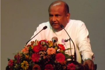 வெளியேறினார் கோட்டாபய - சிறிலங்காவின் தலைவராகிறார் சபாநாயகர் மஹிந்த யாப்பா!