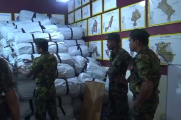 நாவலப்பிட்டியில் வெடிகுண்டு மிரட்டலால் ஏற்பட்ட பரபரப்பு | Bomb Threat In Nawalapitiya