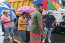 வீதியை கடக்க முற்பட்ட பெண்ணுக்கு நேர்ந்த துயரம்