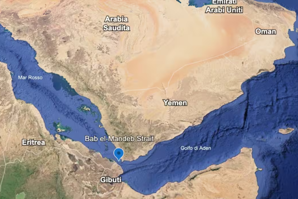 செங்கடலை இலக்கு வைக்கும் ஹவுதிகள்! ஹோர்முஸை தொடர்ந்து மூடப்படும் மற்றுமொரு நீரிணை - கேள்விகுறியாகும் உலக வர்த்தகம் | Bab El Mandeb Forget Hormuzare The Houthis செங்கடலை இலக்கு வைக்கும் ஹவுதிகள்! ஹோர்முஸை தொடர்ந்து மூடப்படும் மற்றுமொரு நீரிணை - கேள்விகுறியாகும் உலக வர்த்தகம் | Bab El Mandeb Forget Hormuzare The Houthis