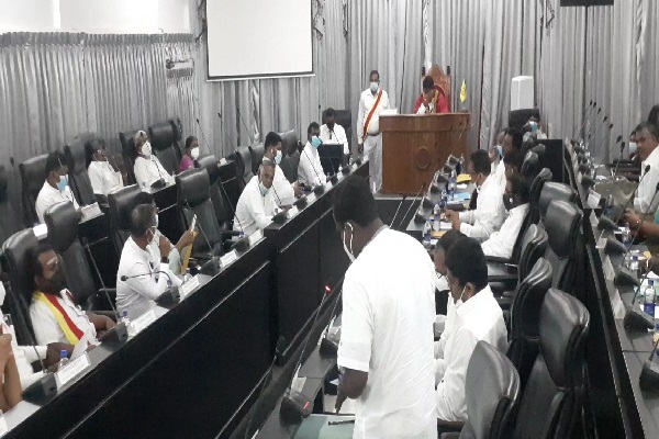 யாழ்.மாநகரசபை முதல்வருக்கு நெருக்கடி -ஈபிடிபி எடுத்துள்ள அதிரடி முடிவு | Crisis For Jaffna Municipal Council Chief
