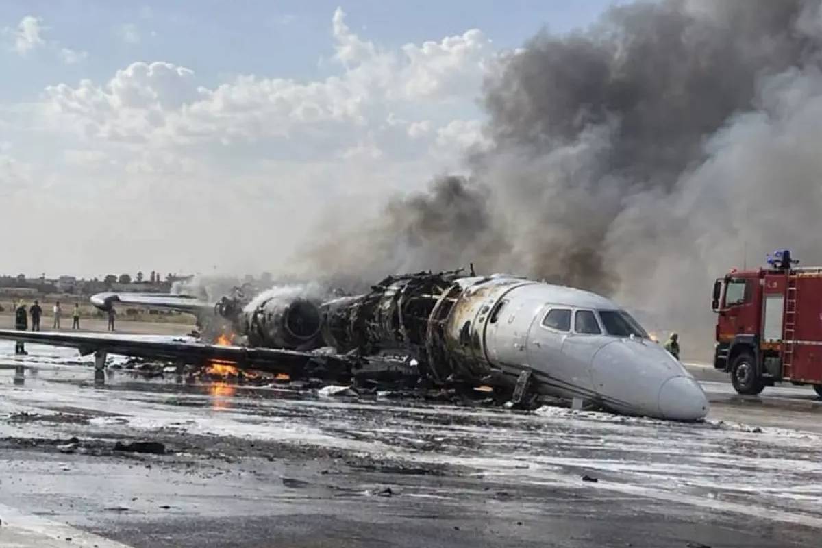 துருக்கி பில்லியனரின் விமானம் விபத்தில் சிக்கியது | Turkey Billionaire Plane Crash In Libya Airport