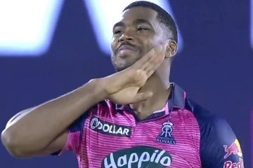 ஐபிஎல்-லில் முதல் விக்கெட்... பிரபல நடிகரை போல ஸ்டைல் காட்டிய வீரர்! குஷியான ரசிகர்கள்