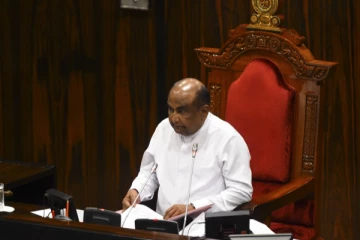 சபாநாயகரின் கோரிக்கையை  ஏற்ற கட்சித்தலைவர்கள்