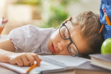 மாணவர்களுக்கு போதுமானளவு தூக்கம் கிடைப்பதில்லை