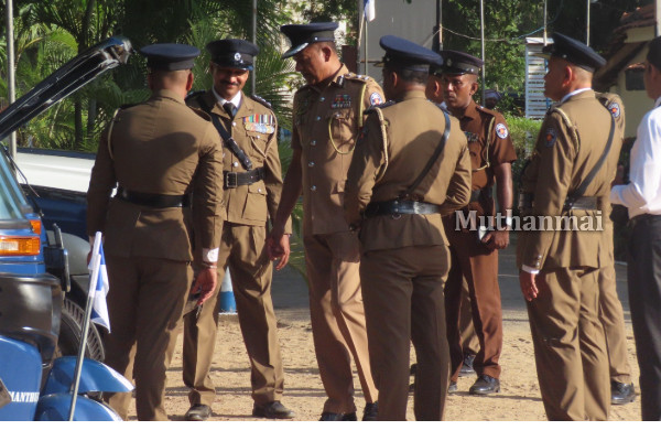 ஐஸ் போதைப் பொருளுடன் கைதான நால்வரிடம் விசாரணை முன்னெடுப்பு | 4 Suspects Arrested For Ice Drugs