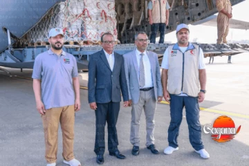 ගංවතුර සහනාධාර රැගෙන දෙවන එක්සත් අරාබි එමීර් රාජ්‍ය ගුවන් යානය දිවයිනට