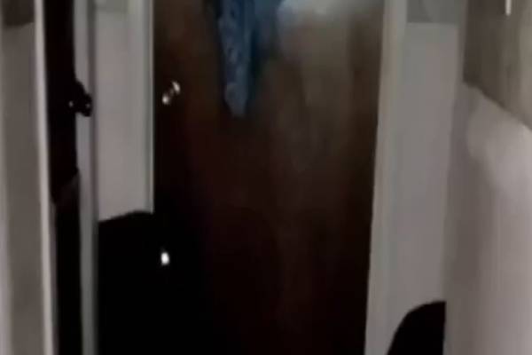 கொழும்பு புறநகர் பகுதியில் ஆடையகத்தில் இரகசிய கமரா: உரிமையாளரிடம் சிக்கிய காணொளிகள் | Famous Clothing Store Owner Arrested In Colombo கொழும்பு புறநகர் பகுதியில் ஆடையகத்தில் இரகசிய கமரா: உரிமையாளரிடம் சிக்கிய காணொளிகள் | Famous Clothing Store Owner Arrested In Colombo