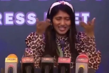 ஜூலிய அப்படி கலாய்ச்சிங்களே! இந்த மனசு யாருக்கு வரும்..