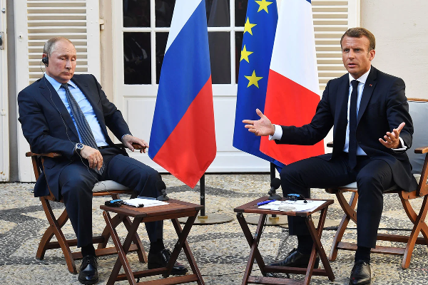 புடினை கோபப்படுத்தும் பிரான்ஸ் அதிபர்! | French President Who Angers Putin