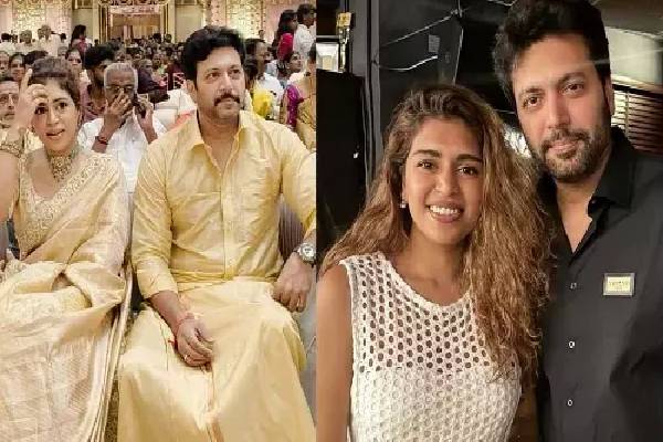 பாடகி கெனிஷா ஃபிரான்சிஸ் இலங்கையில்: சர்ச்சைக்கு மத்தியில் கூலாக செய்த செயல் | Kenishaa Francis In Srilanka Nelum Kola Viral Pics