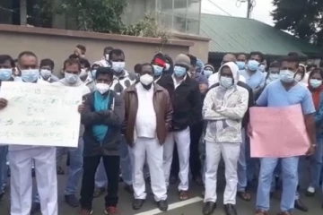 நுவரெலியா மாவட்டத்தில் வைத்தியசாலை நடவடிக்கைகள் முற்றாக ஸ்தம்பிதம்