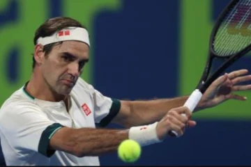 நம்பர் ஒன் கில்லாடி வீரரான ரோஜர் பெடரர் அதிர்ச்சி தோல்வி - ரசிகர்கள் வேதனை!