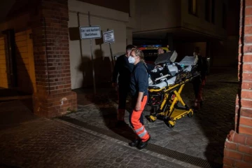 ஜேர்மன் மருத்துவமனையில் அடித்துக் கொல்லப்பட்ட நிலையில் நால்வர்: பொலிசாரிடம் சிக்கிய பெண்