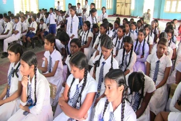 கொரோனா பரவினாலும் ... கல்வி அமைச்சர் வெளியிட்ட தகவல்