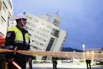 தாய்வானில் பாரிய நிலநடுக்கம்