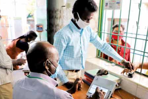 ரேஷன் ஊழியர்களுக்கு ஊதிய உயர்வு: தமிழக அரசு அரசாணை வெளியீடு | Ration Card Tamilnadu Government