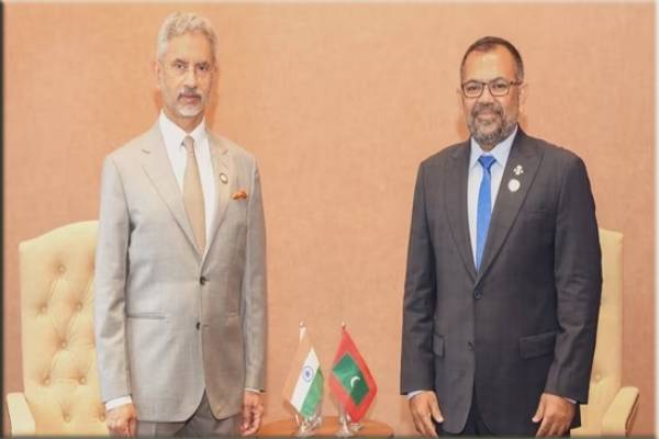 ஜெய்சங்கரை சந்தித்த மாலைதீவு வெளியுறவுத் துறை அமைச்சர் - ஐபிசி தமிழ்