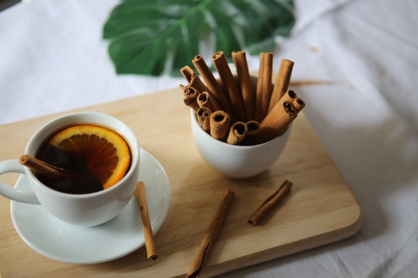 உடல் எடையை சீக்கிரமாக குறைக்க வேண்டுமா? இந்த ஒரு பானத்தை காலையில் குடியுங்கள்! | Cinnamon Tea For Weight Loss