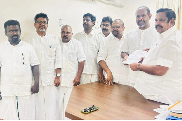 எடப்பாடி பழனிச்சாமியாரையும் சந்தித்த கஜேந்திரன் குழு! | Gajendran Group Met With Admk Edappadi Palaniswami