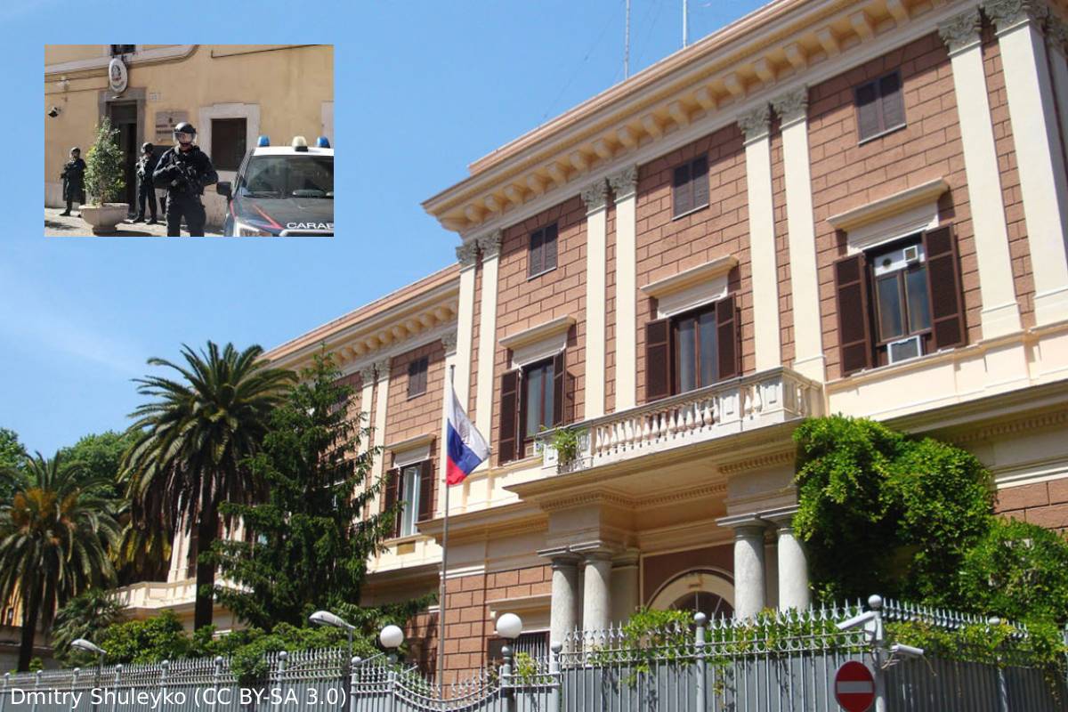 italy expels 2 russian employees