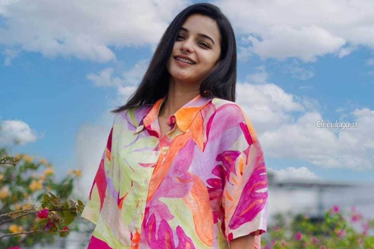 திடிரென இன்ஸ்டாவில் இருந்து விலகியுள்ள விஜய் டிவி சீரியல் நடிகை... யார் தெரியுமா? | Popular Serial Actress Quits Instagram திடிரென இன்ஸ்டாவில் இருந்து விலகியுள்ள விஜய் டிவி சீரியல் நடிகை... யார் தெரியுமா? | Popular Serial Actress Quits Instagram