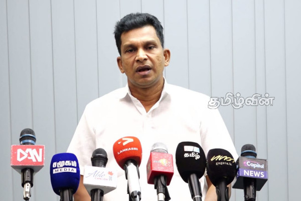 பிள்ளையான் பழிவாங்குவாரென அசாத் மௌலானா மிரட்டல்! பல கோடி மோசடிகள் ஆதாரத்துடன் அம்பலம் (Video) | Tamil People Liberation Tigers Tamil Eelam Party பிள்ளையான் பழிவாங்குவாரென அசாத் மௌலானா மிரட்டல்! பல கோடி மோசடிகள் ஆதாரத்துடன் அம்பலம் (Video) | Tamil People Liberation Tigers Tamil Eelam Party