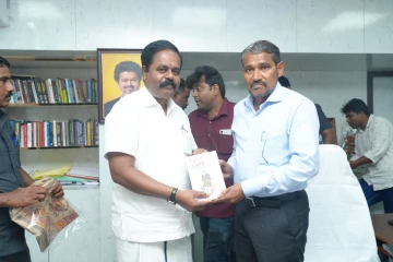 தமிழக அமைச்சர் வன்னி அரசை நேரில் சந்தித்த சிறீதரன் எம்.பி