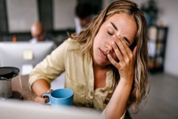 இரவு முழுவதும் தூங்கினாலும் காலையில் களைப்பாக இருந்தால் நோயா? இனி ஜாக்கிரதை