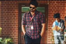 பொளக்கட்டும் பற பற! மாஸ்டர் புக்கிங்! தெறிக்க விடும் முக்கிய தியேட்டர்!