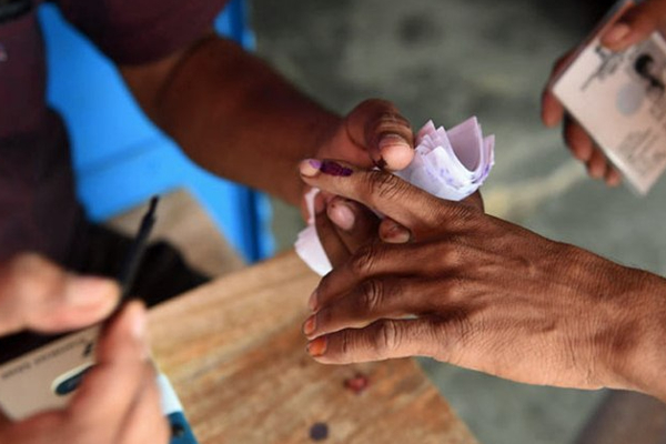 குஜராத்: 2 கட்டங்களாக வாக்குப்பதிவு - தேர்தல் தேதி அறிவிப்பு! | Gujarat Assembly Election Date Announced