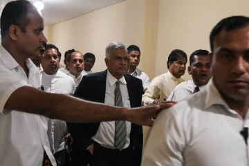 ஜனாதிபதி ரணிலிடம் பதவிக்காக கெஞ்சும் எம்.பிக்கள்!