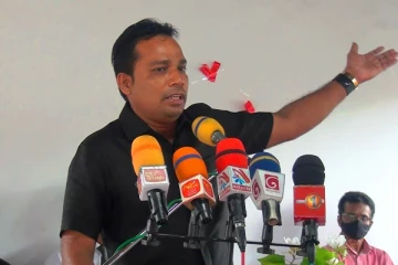 அரசாங்கத்தை பொருத்தவரையில் சவால்களுக்கு மத்தியில் நாட்டின் பொருளாதாரத்தை கட்டியெழுப்ப வேண்டும்: வியாழேந்திரன்(Photos)